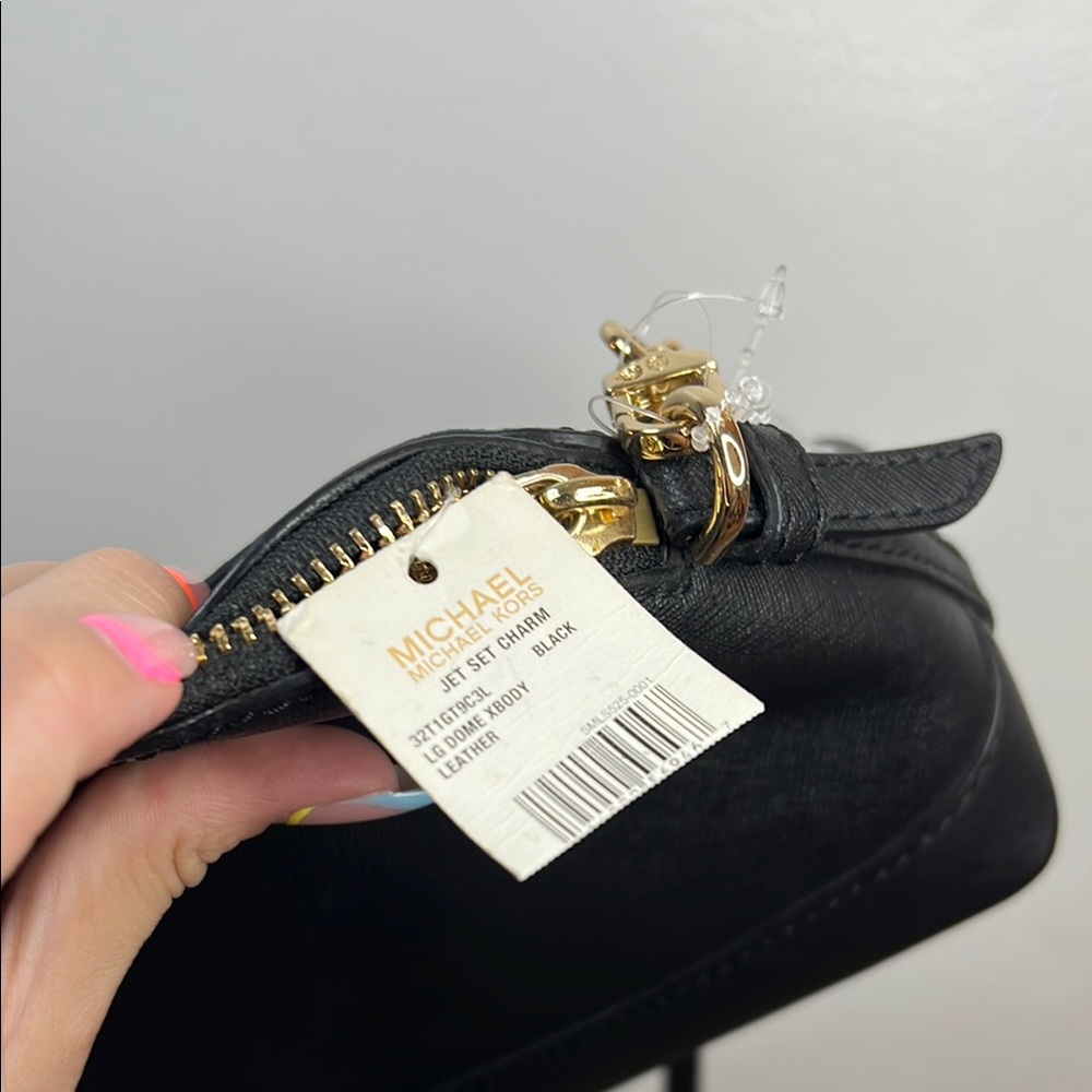 Michael Kors Jet Set Charm Large Dome Crossbody.
Bag. - Picture 3 of 4